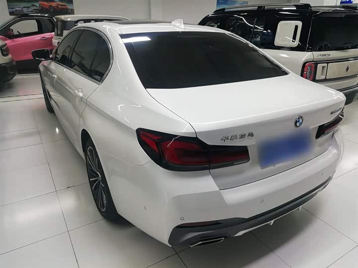 Фото 5 - BMW 5 Series