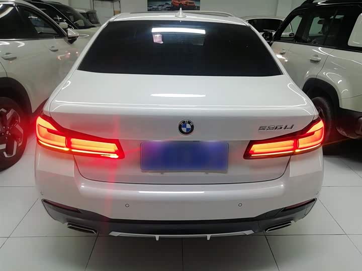 Фото 6 - BMW 5 Series