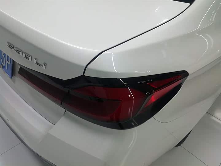 Фото 8 - BMW 5 Series