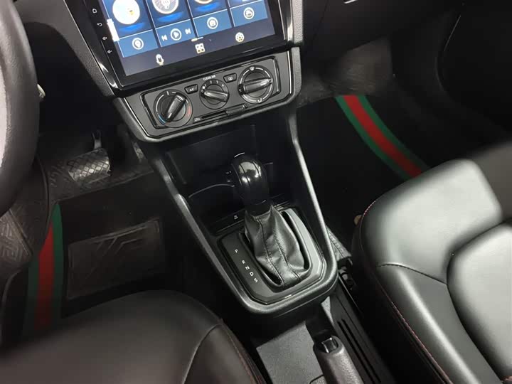 Фото 14 - Volkswagen Santana