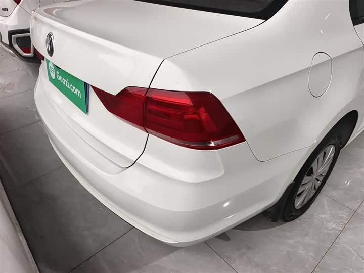 Фото 8 - Volkswagen Santana