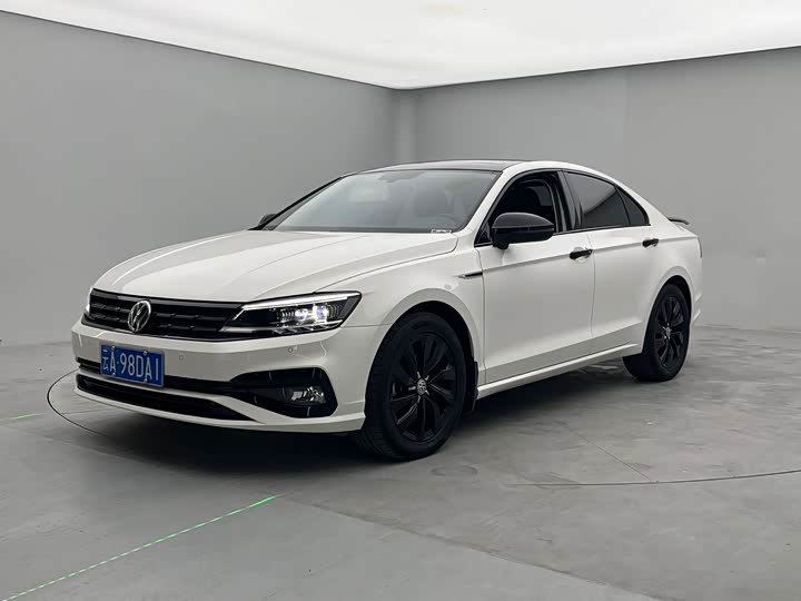 Фото 1 - Volkswagen Lamando L