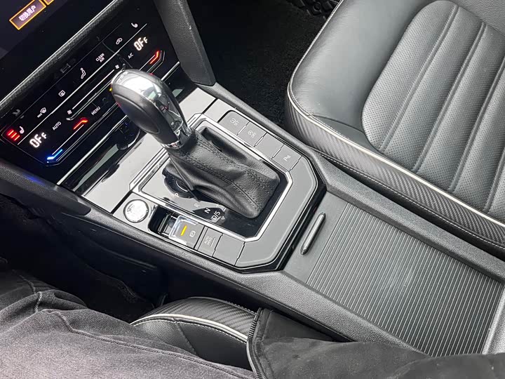 Фото 14 - Volkswagen Lamando L