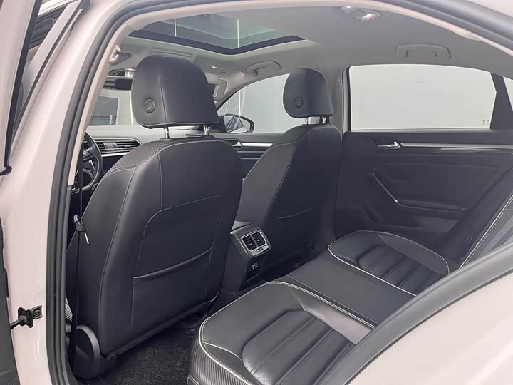 Фото 19 - Volkswagen Lamando L