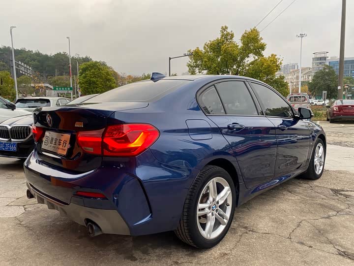 Фото 10 - BMW 1 Series