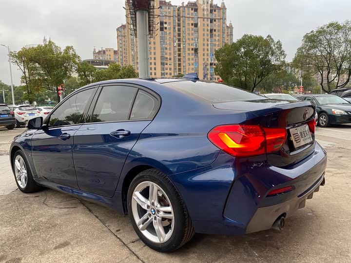 Фото 12 - BMW 1 Series