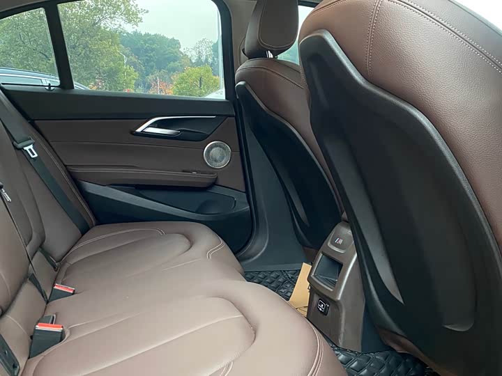 Фото 7 - BMW 1 Series