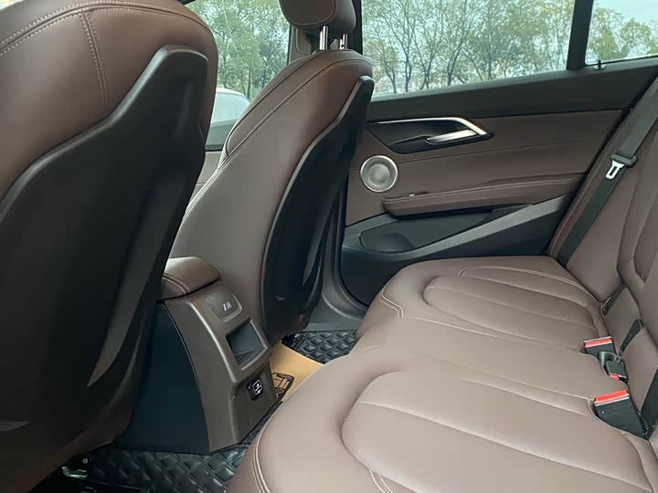 Фото 8 - BMW 1 Series