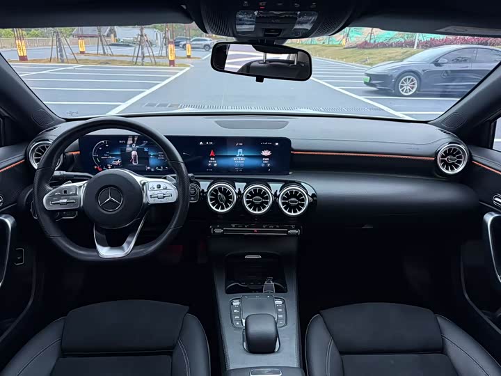 Фото 8 - Mercedes-Benz A-Class