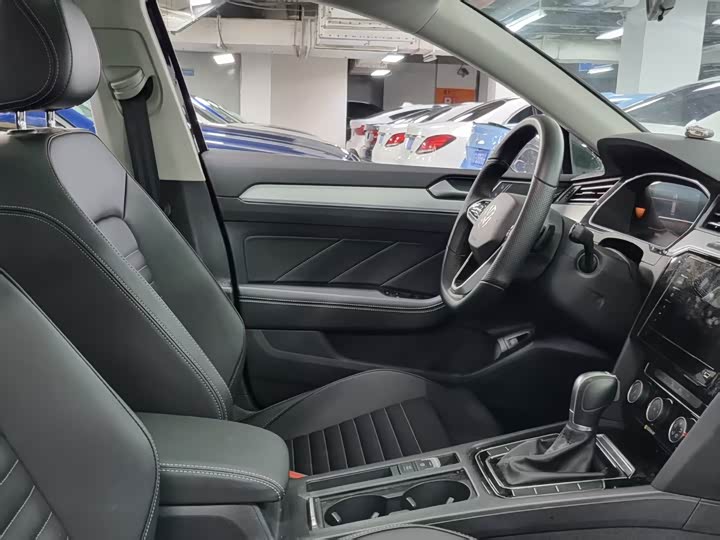 Фото 8 - Volkswagen Magotan