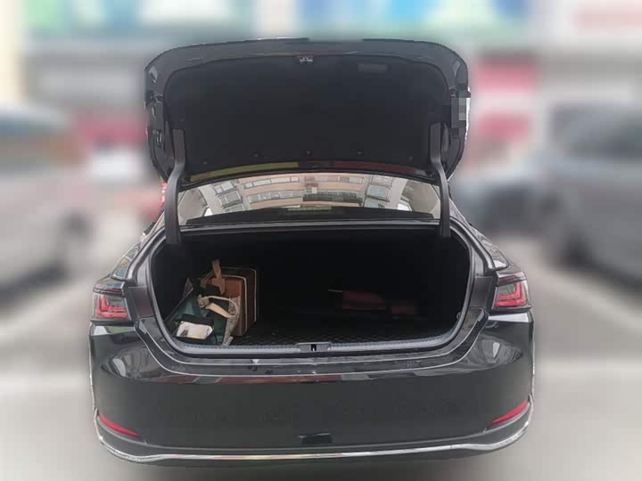 Фото 10 - Lexus ES