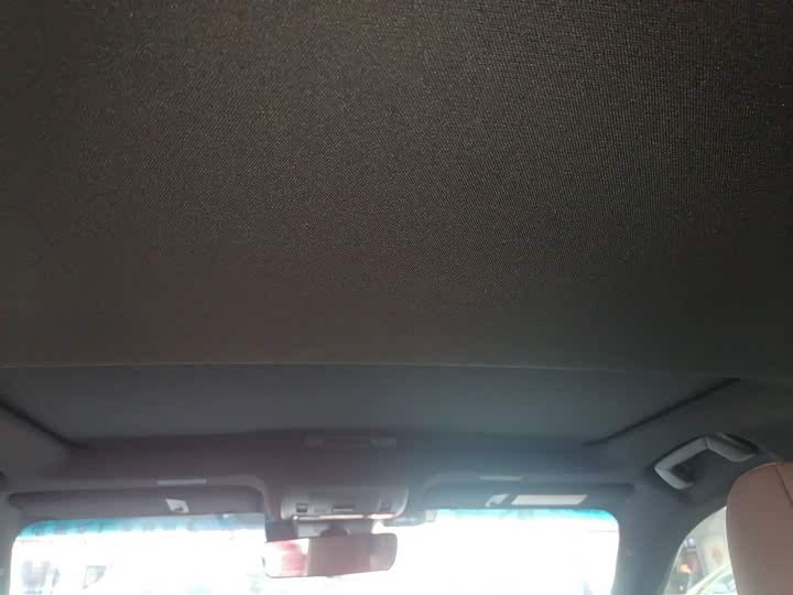 Фото 9 - Lexus ES