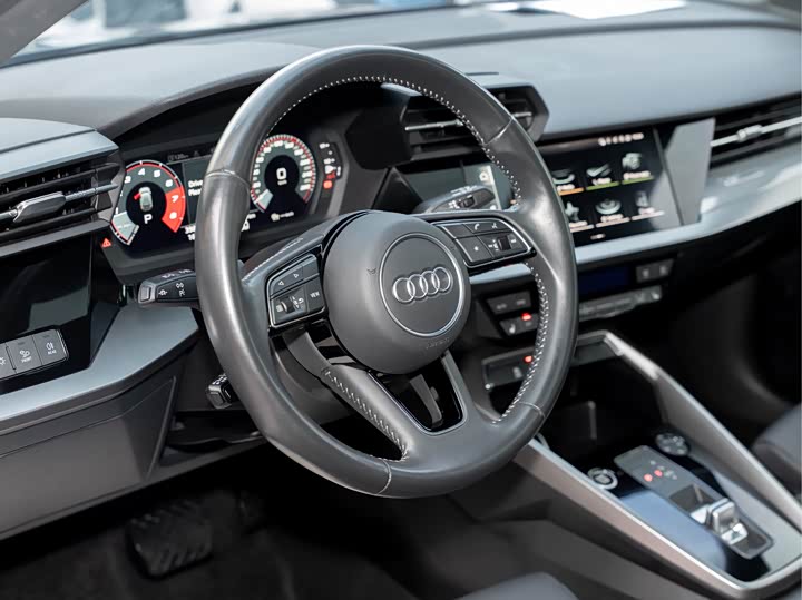 Фото 13 - Audi A3