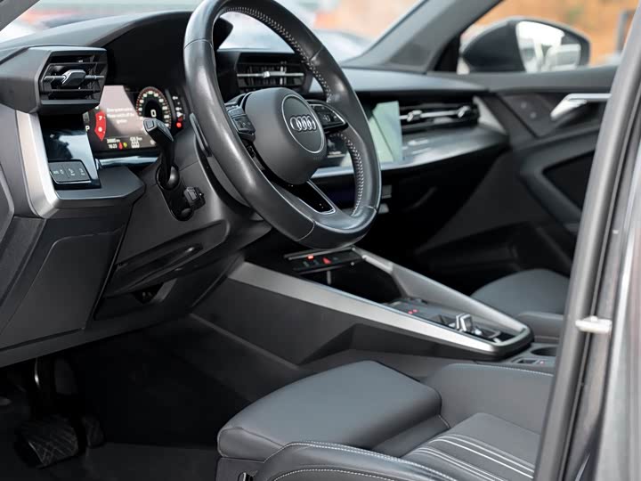 Фото 23 - Audi A3