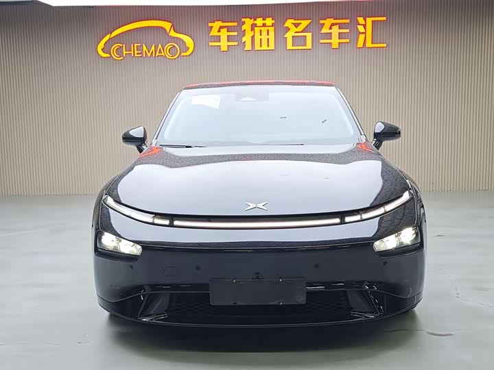 Фото 2 - XPeng P7