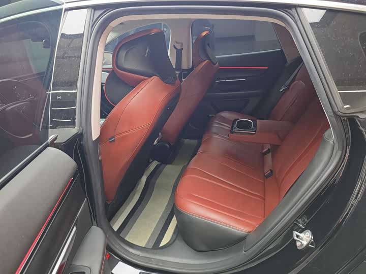 Фото 7 - XPeng P7