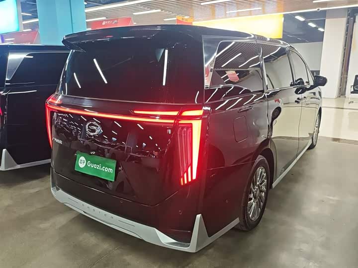 Фото 7 - GAC Trumpchi M8