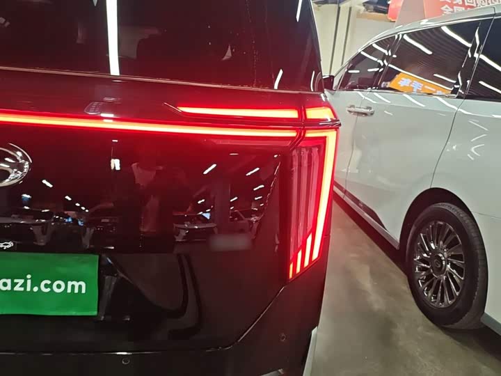 Фото 8 - GAC Trumpchi M8