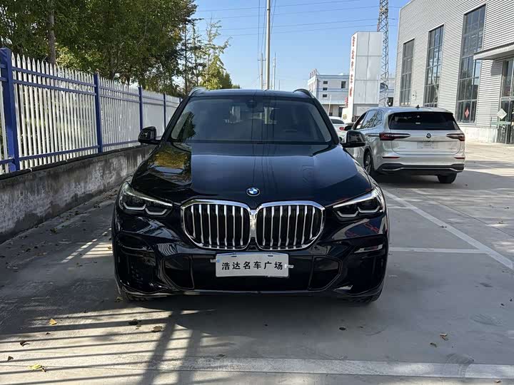Фото 2 - BMW X5