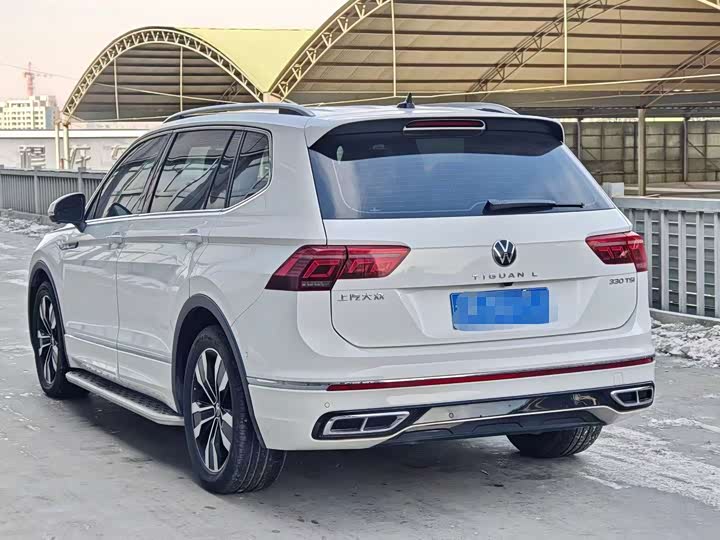 Фото 4 - Volkswagen Tiguan L Pro