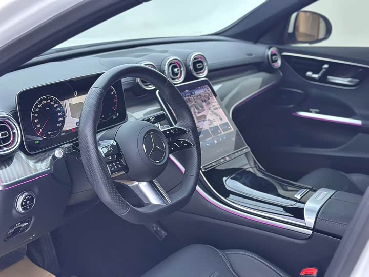 Фото 6 - Mercedes-Benz C-Class