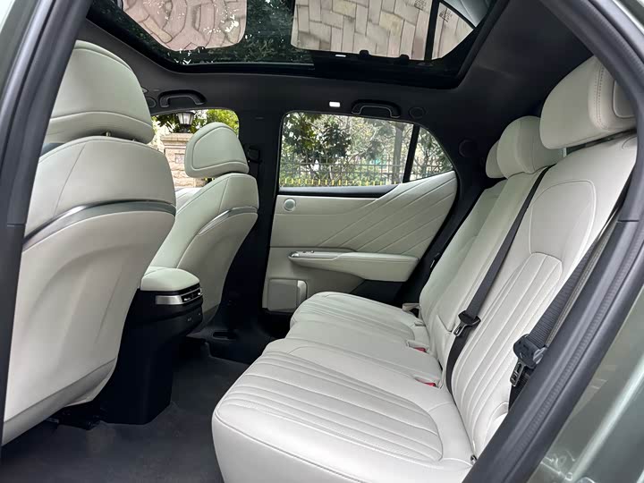 Фото 8 - Changan Qiyuan (Nevo) E07