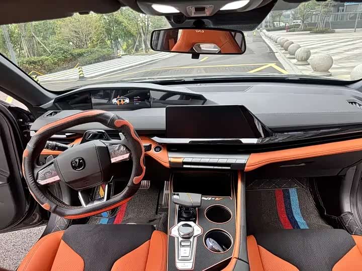 Фото 7 - Changan UNI-V