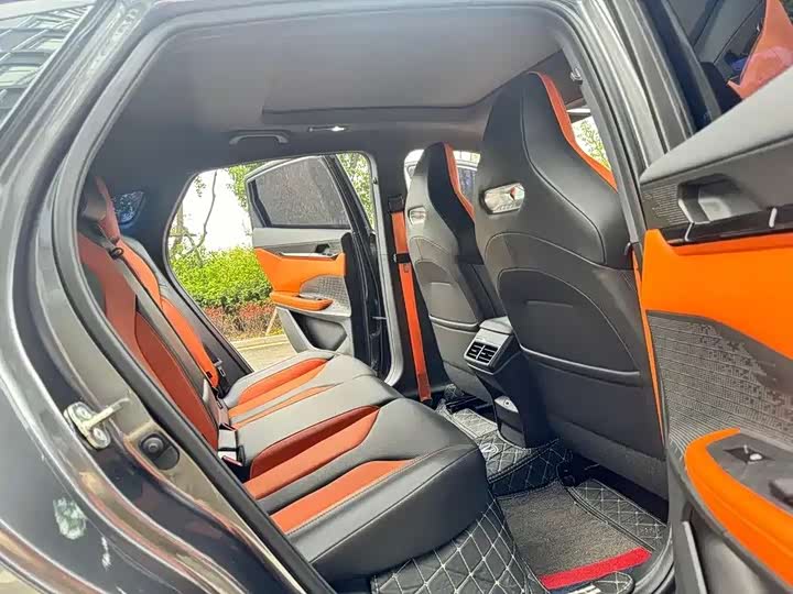 Фото 9 - Changan UNI-V