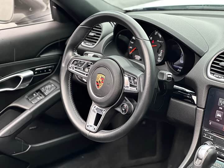 Фото 16 - Porsche 718