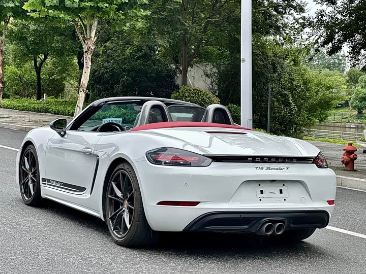 Фото 4 - Porsche 718