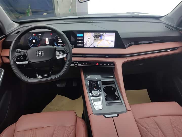 Фото 12 - Changan CS75 Plus