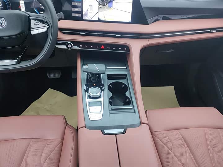 Фото 16 - Changan CS75 Plus