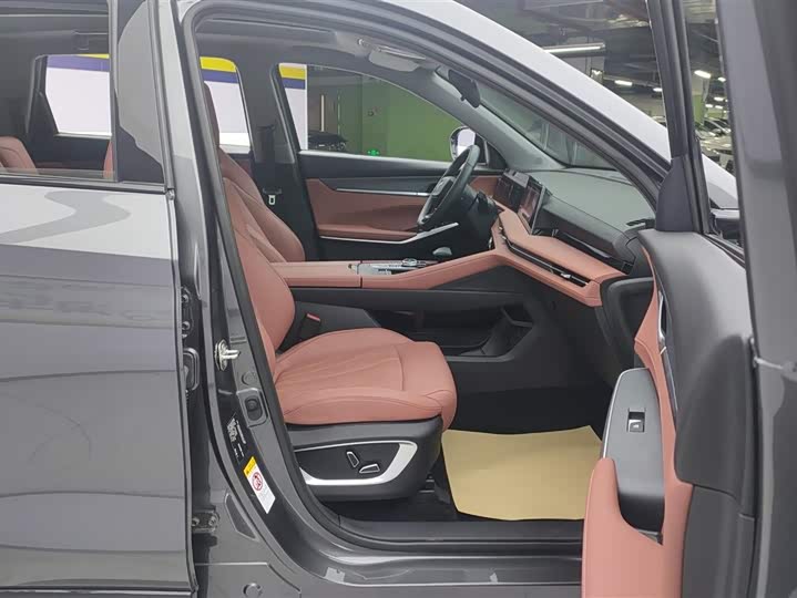 Фото 8 - Changan CS75 Plus