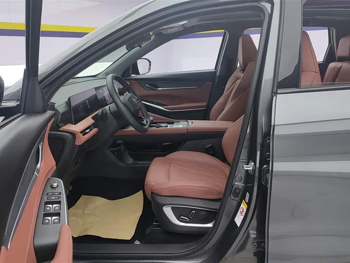 Фото 9 - Changan CS75 Plus