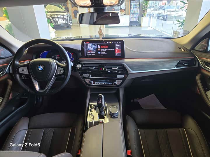 Фото 10 - BMW 5 Series