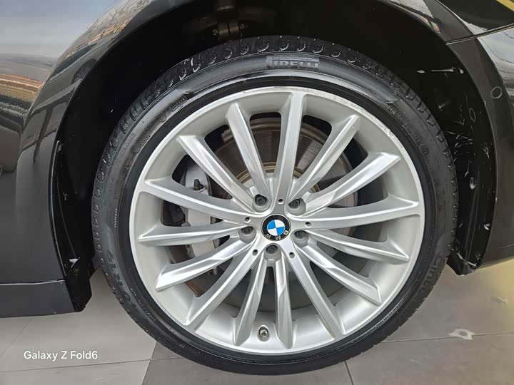 Фото 11 - BMW 5 Series