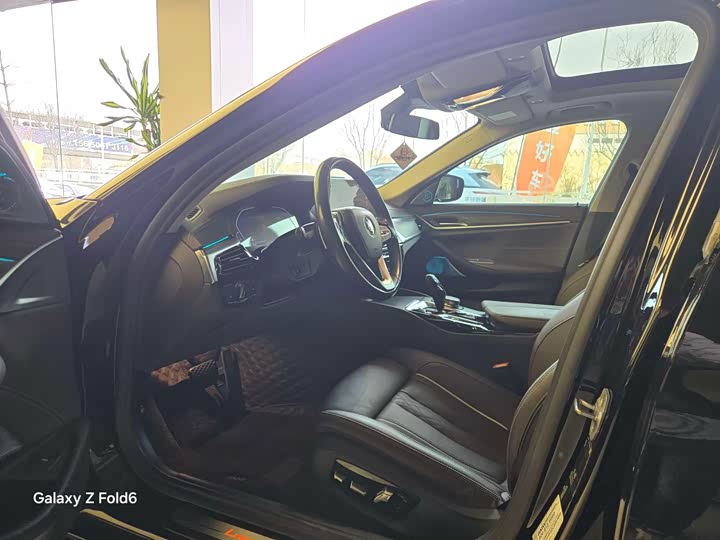 Фото 4 - BMW 5 Series