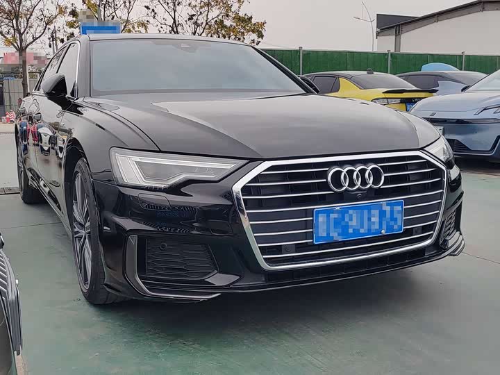 Фото 3 - Audi A6L