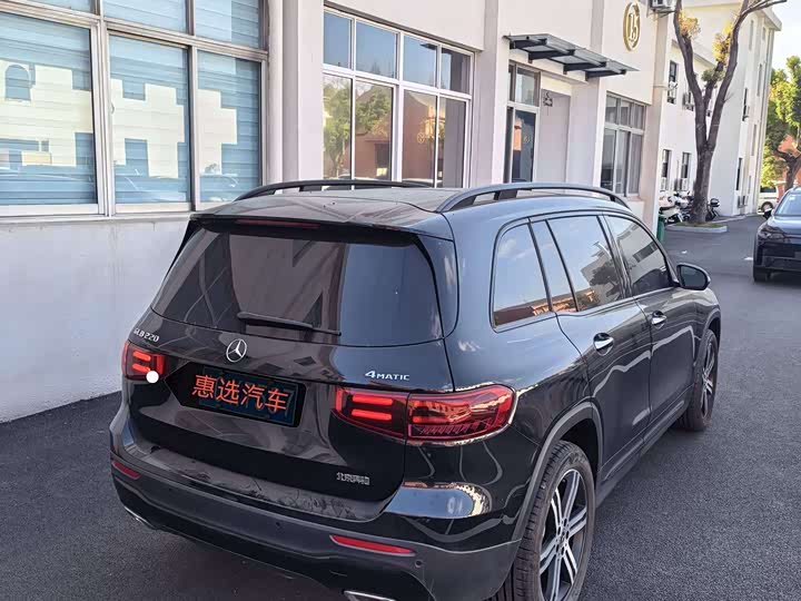 Фото 9 - Mercedes-Benz GLB-Class