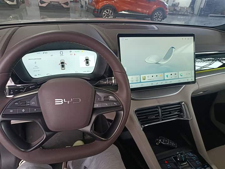 Фото 10 - BYD Song Plus Hybrid/EV