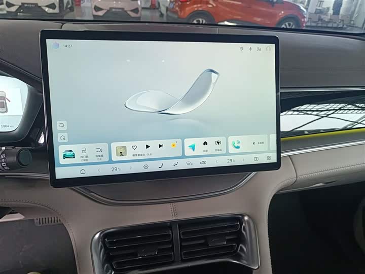 Фото 13 - BYD Song Plus Hybrid/EV