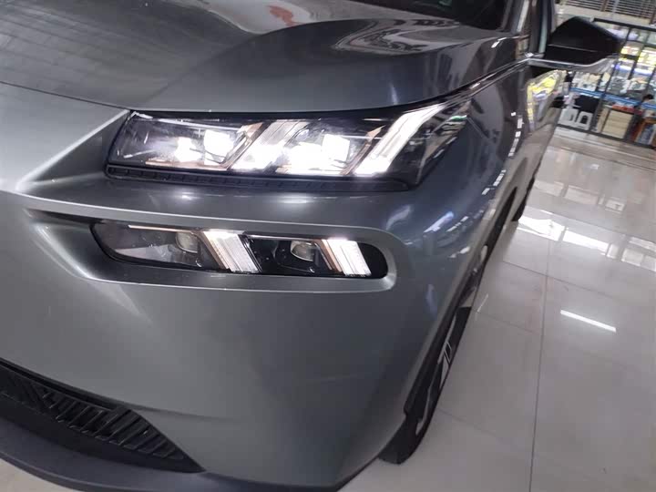 Фото 24 - GAC Aion V