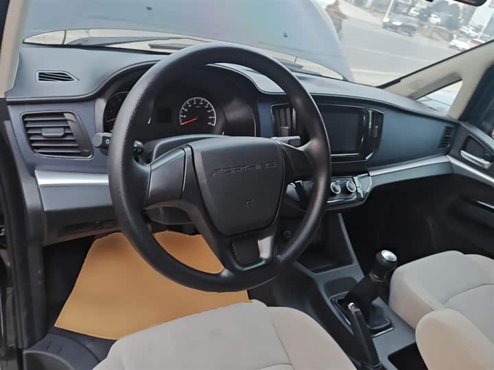 Фото 11 - Dongfeng Forthing Lingzhi M5