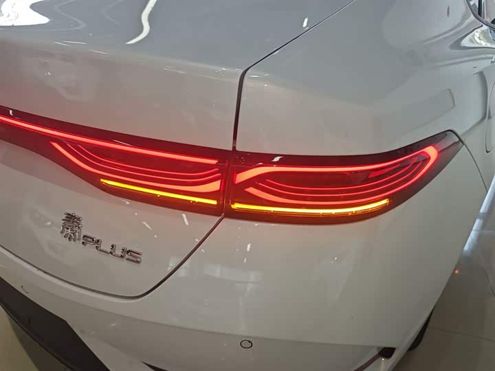 Фото 8 - BYD Qin Plus