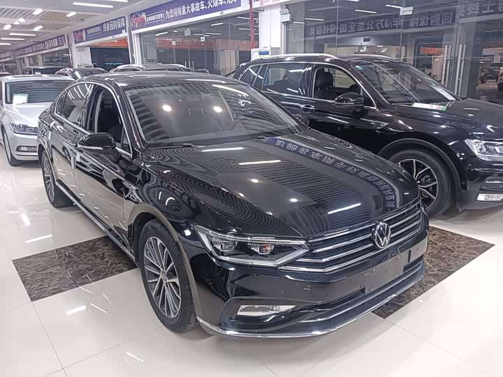 Фото 3 - Volkswagen Magotan