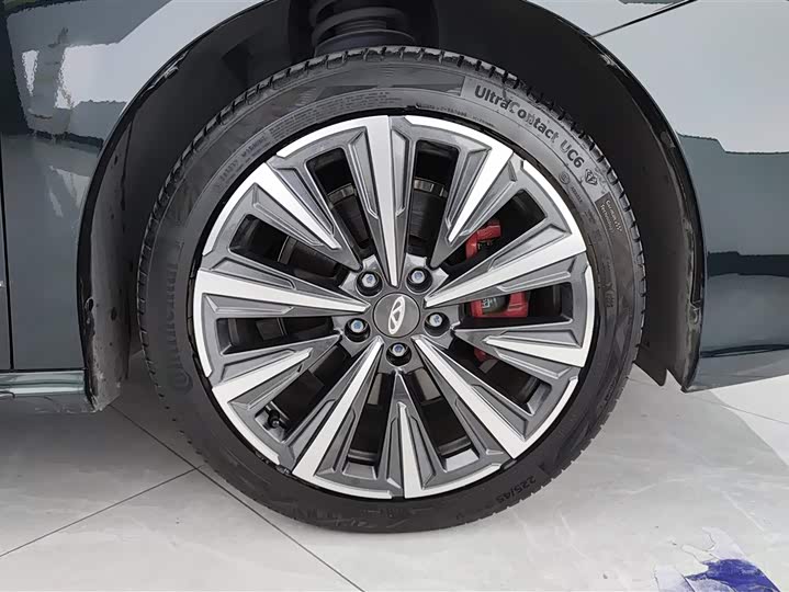 Фото 6 - Chery Arrizo 8