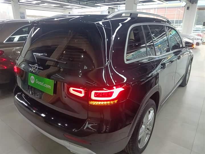 Фото 7 - Mercedes-Benz GLB-Class