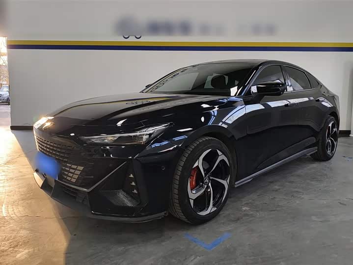 Фото 2 - Changan UNI-V