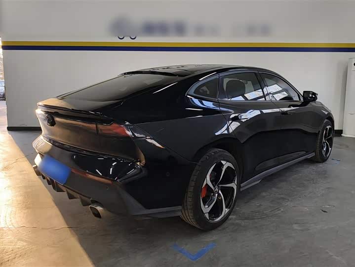 Фото 6 - Changan UNI-V