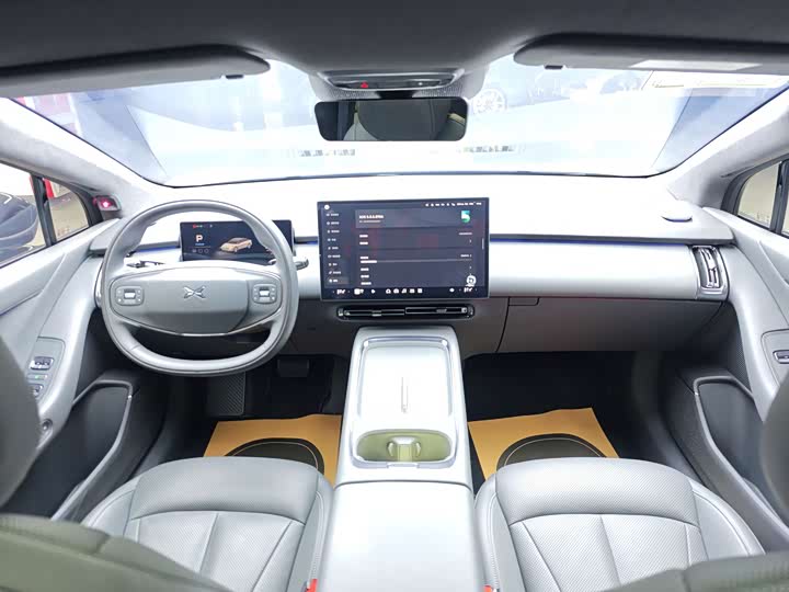 Фото 23 - XPeng F57